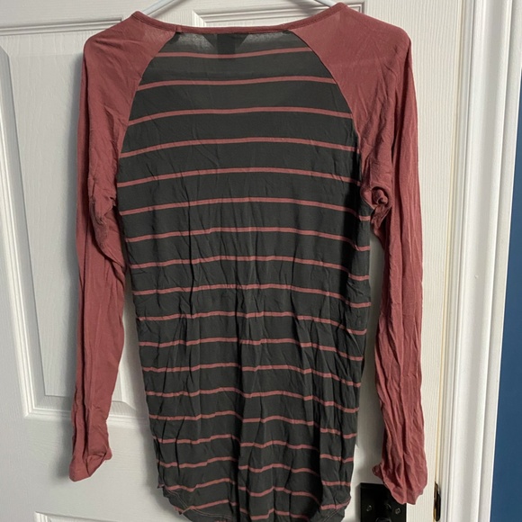 Long sleeve top - Picture 2 of 3